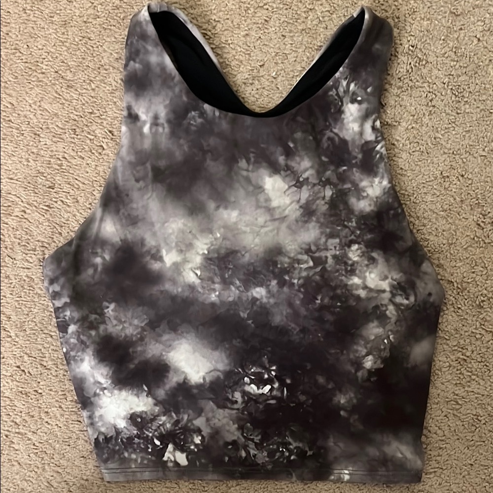 Athleta Conscious Crop
